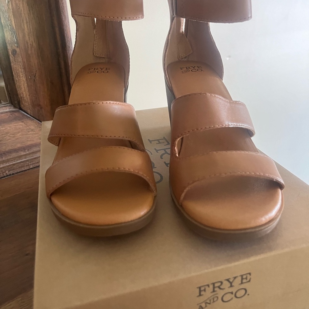 Frye sandals